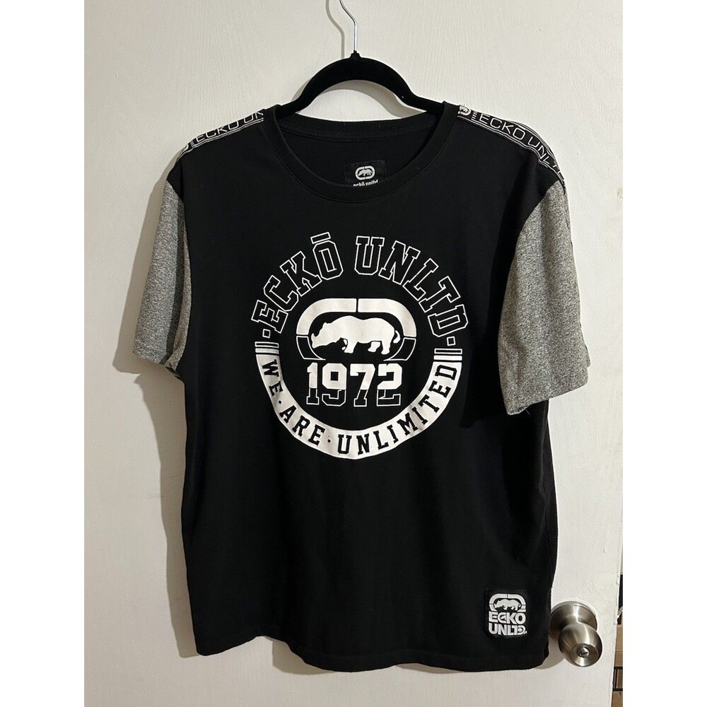 Vintage-look Ecko Unltd. Men’s L Black/Gray Grunge Skater Tee Short Sleeve